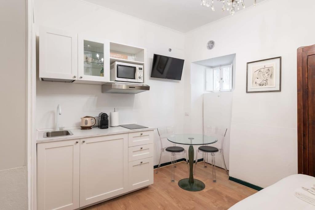 Old Trastevere Studio โรม ภายนอก รูปภาพ
